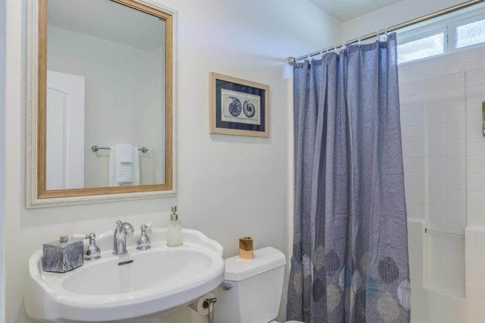 Appartement Oshkosh Luxurious Escape à Anaheim Extérieur photo